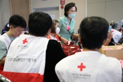 LINE_ALBUM_ดอกไม้จันทร์_๒๓๑๒๒๖_38