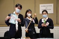 LINE_ALBUM_231206_12