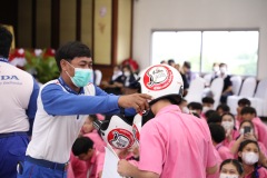 9717ABB8-5750-415A-B6EA-4AC71A07E4F0