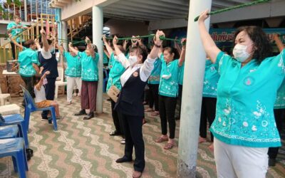 อาสาสมัครกาชาดสร้างสรรค์หัตถกรรมประดิษฐ์เพื่อผู้ป่วยและสุขภาพ