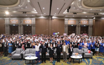 “กาชาดหัวใจครู” เพื่อเด็กและเยาวชนไทยอ่านออกเขียนได้ปีที่ 2 สนองพระราชดำริอุปนายิกา ผู้อำนวยการสภากาชาดไทย