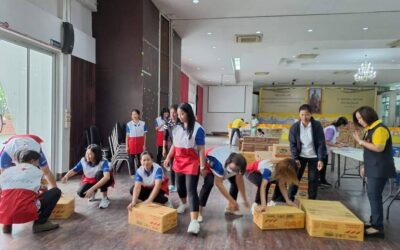 อาสาสมัครกาชาด สกร.อำเภอเมืองสุรินทร์ จำนวน 10 คน ร่วมจัดชุดธารน้ำใจสภากาชาดไทย