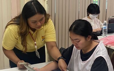 อาสาสมัครกาชาด “ผลิตไฟล์หนังสือเพื่อผู้พิการทางสายตา”