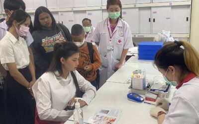 สำนักงานยุวกาชาดและอาสาสมัครกาชาด ดูแลและอำนวยความสะดวกชมรมอาสายุวกาชาดสกร.อำเภอเมืองลพบุรีเยี่ยมชมสถานเสาวภา ศูนย์บริการโลหิต