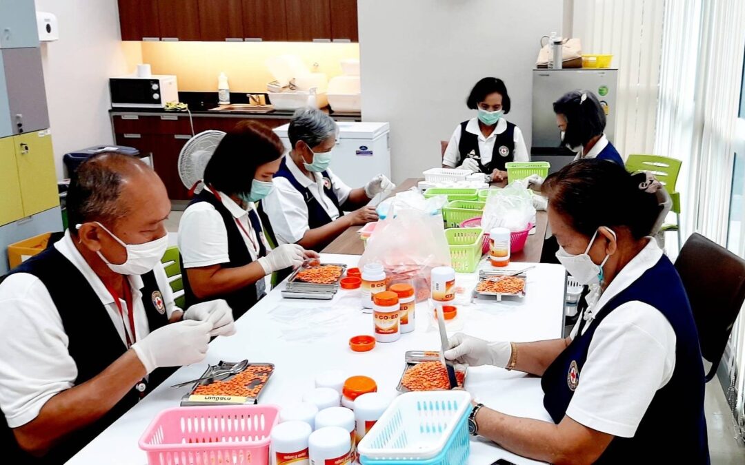 สรุปการปฏิบัติงานอาสาสมัครกาชาดรพ.สมเด็จพระบรมราชเทวี ณ ศรีราชาและรพ.สมเด็จพระนางเจ้าสิริกิติ์ กรมแพทย์ทหารเรือ