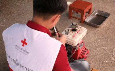 สภากาชาดไทยเปิดศูนย์บริการซ่อมเครื่องใช้ไฟฟ้า อุปกรณ์ในครัวเรือน รถจักรยานยนต์ เครื่องยนต์ทางการเกษตร “อาสาสมัครกาชาด อาสาด้วยใจ ร่วมฟื้นฟูภัยพิบัติ” ณ อำเภอแม่สาย และ อำเภอเมืองเชียงราย จังหวัดเชียงราย