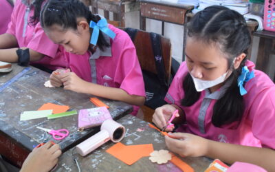 คณะอาสาสมัครกาชาดสอนสาธิตกิจกรรมด้านพัฒนาคุณภาพชีวิต ณ โรงเรียนวัดบางปะกอก กรุงเทพฯ