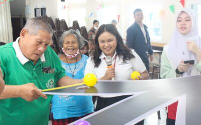 อาสาสมัครกาชาดส่งเสริมสุขภาพกายและใจของผู้สูงอายุ