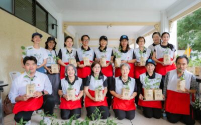 พลังน้ำใจสีเขียว! อาสาสมัครกาชาดร่วมสืบสานวันอัฏฐมีบูชา “เวียนเทียนด้วยต้นไม้”