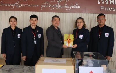 เปลี่ยนวันเที่ยวให้เป็นวันให้ บอลบีบมือเพื่อผู้ป่วยโรคไต สู่วันที่เดินทางไปถึงผู้รับ