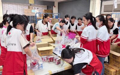 สภากาชาดไทย ผนึกกำลัง 3 หน่วยงาน บรรจุ “ชุดธารน้ำใจ” 200 ชุด เร่งช่วยเหลือผู้ประสบภัย